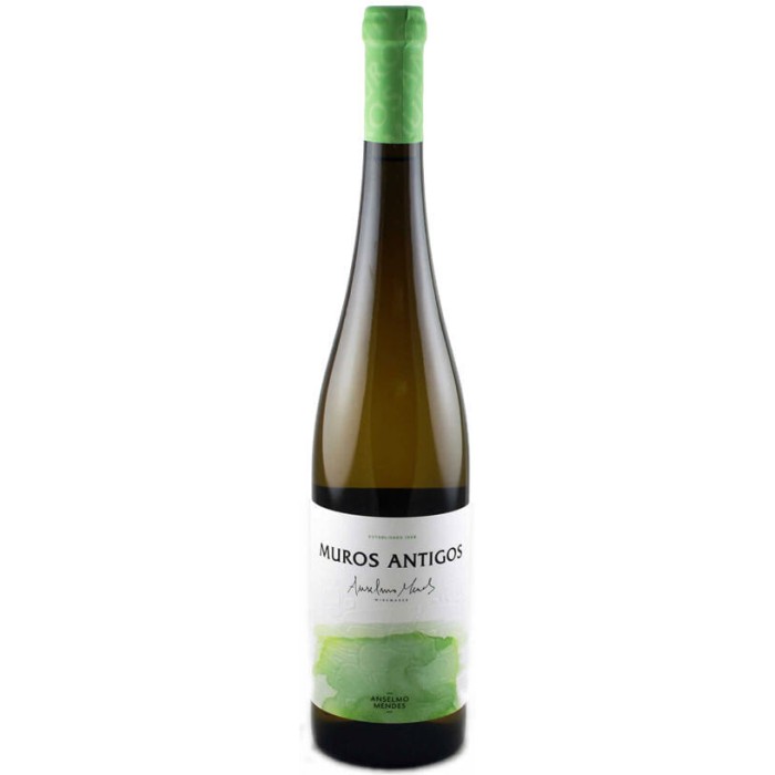 Muros Antigos Vinho Verde