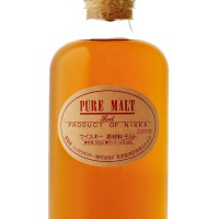 Nikka_Pure_Malt_Red-200x200w.jpg