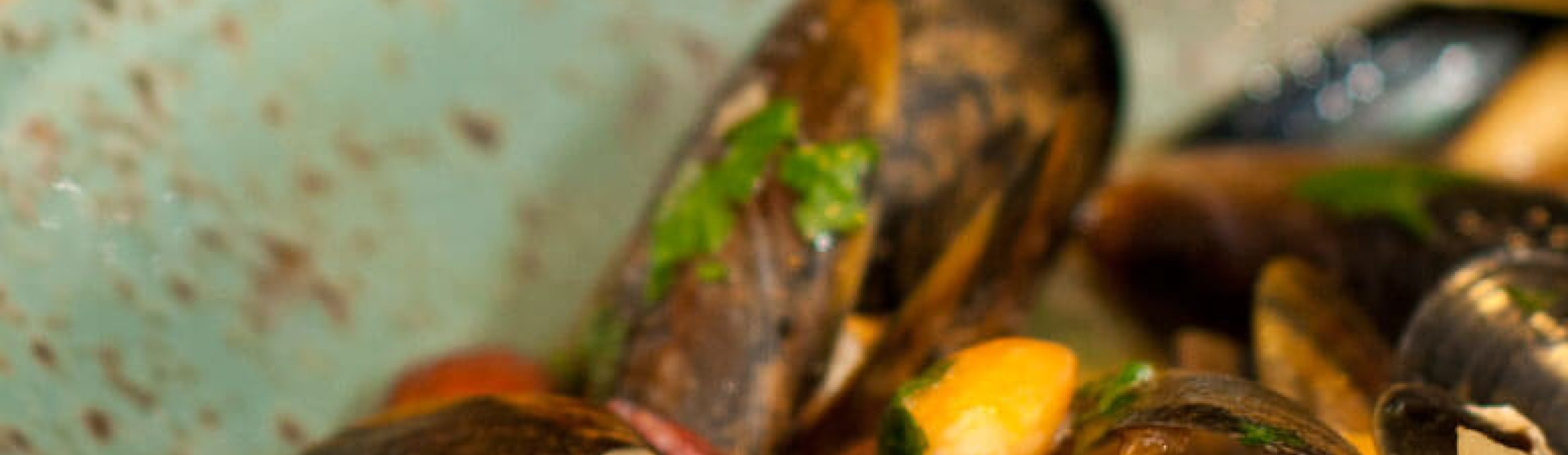Mussels with Almonds &amp; White Wine 